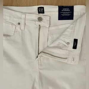 Gap True Skinny white high rise ankle jeans, size 10 / 30